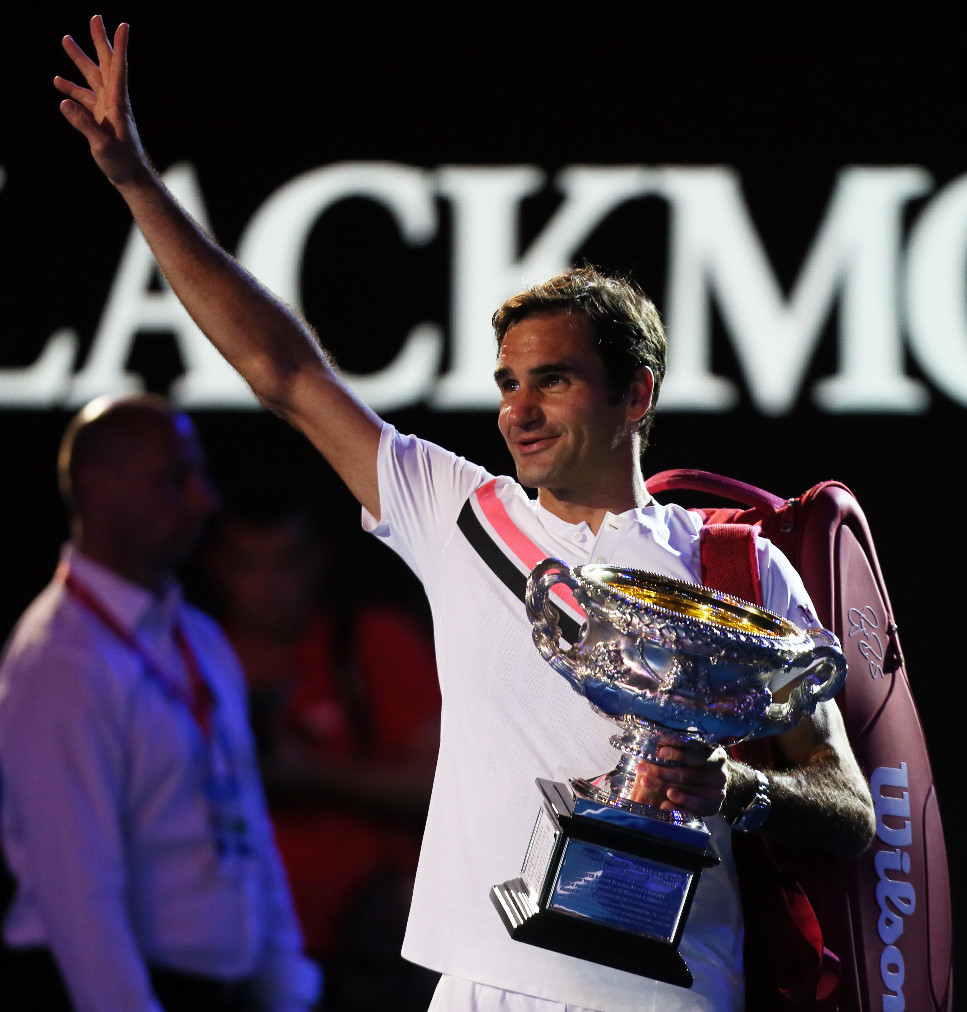 德国网球队险胜澳大利亚网球队，费德勒关键制胜