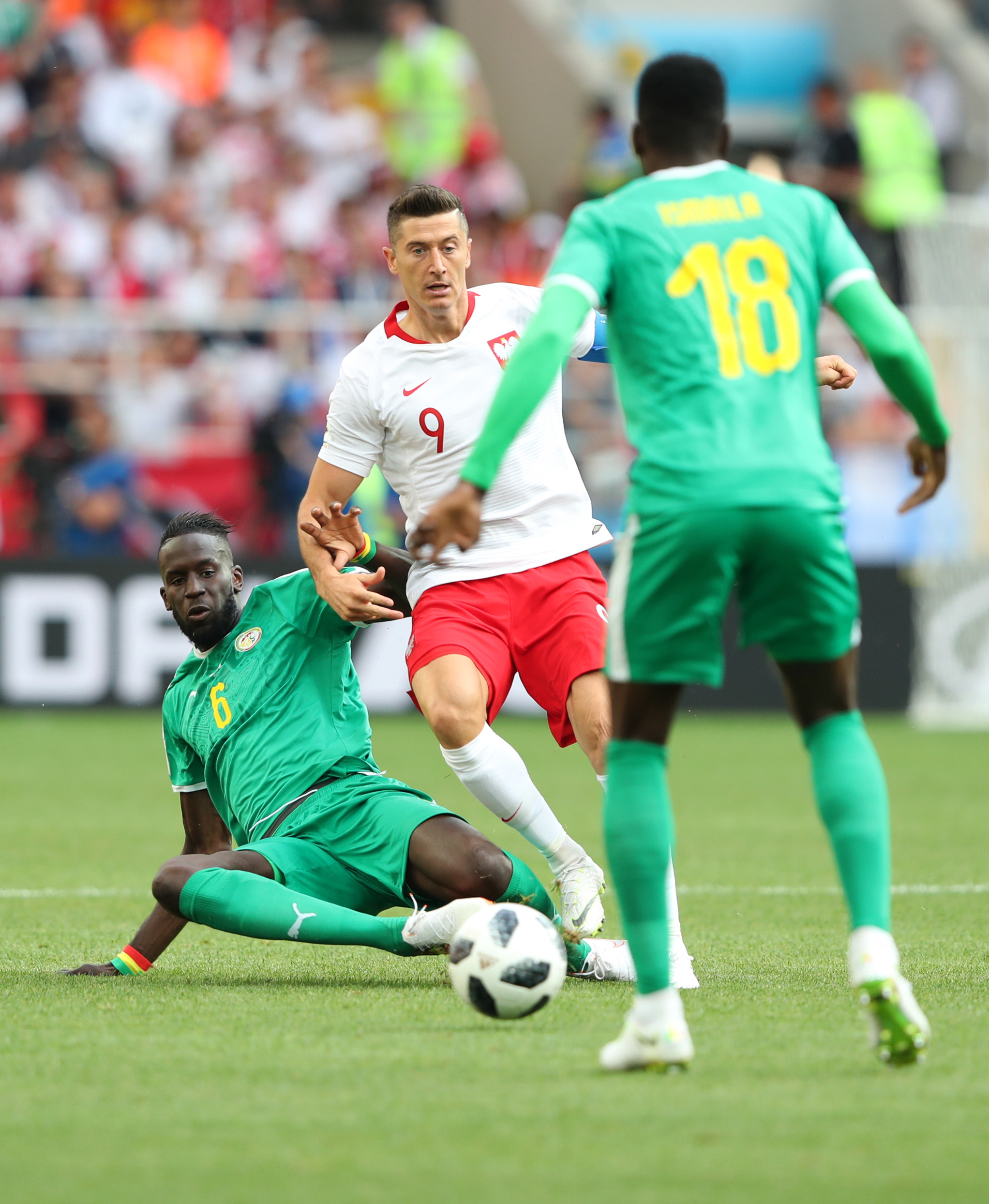 塞内加尔爆冷波兰,格纳布里惊艳世界 塞内加尔爆冷波兰,格纳布里惊艳世界