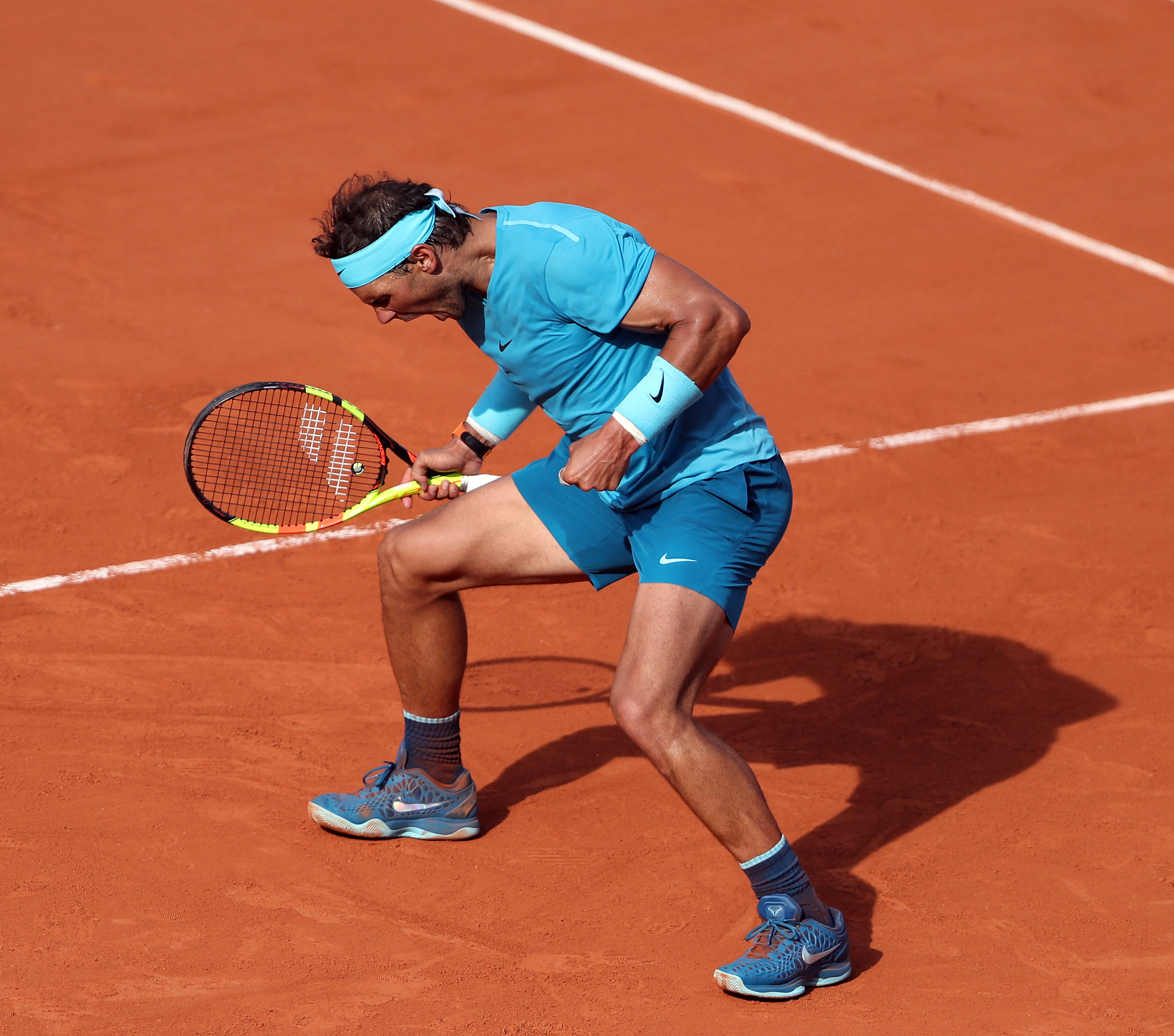 包含世界网球队血洗英国网球队，纳达尔一己之力扛起全队的词条