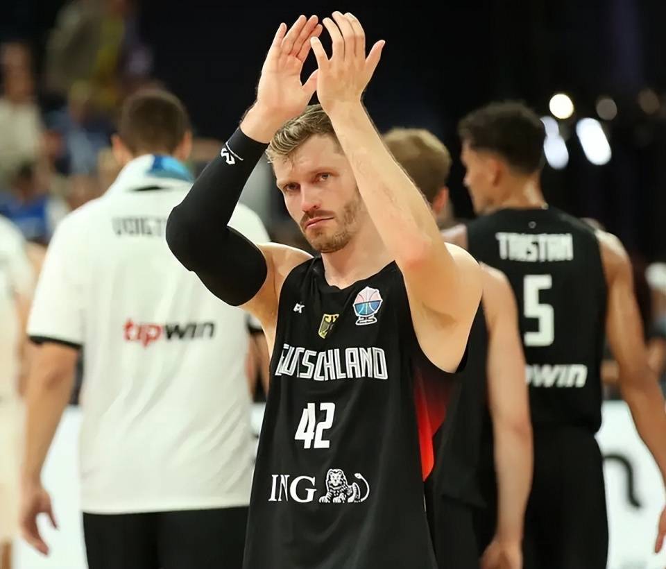 土耳其男篮险胜热火B队,米切尔绝境逆转的简单介绍 土耳其男篮险胜热火B队,米切尔绝境逆转的简单介绍