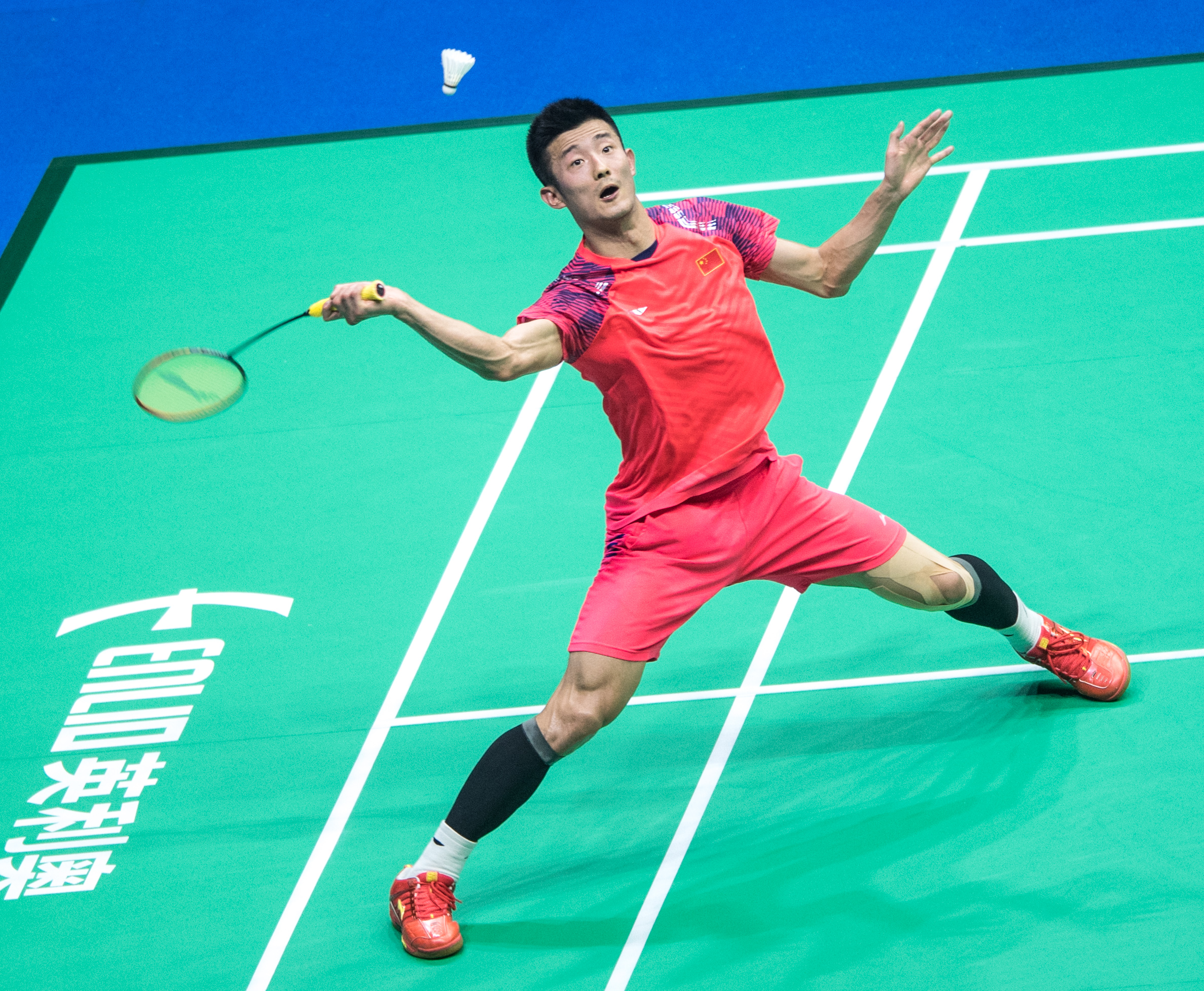中国羽毛球队爆冷印度羽毛球队，谌龙关键制胜