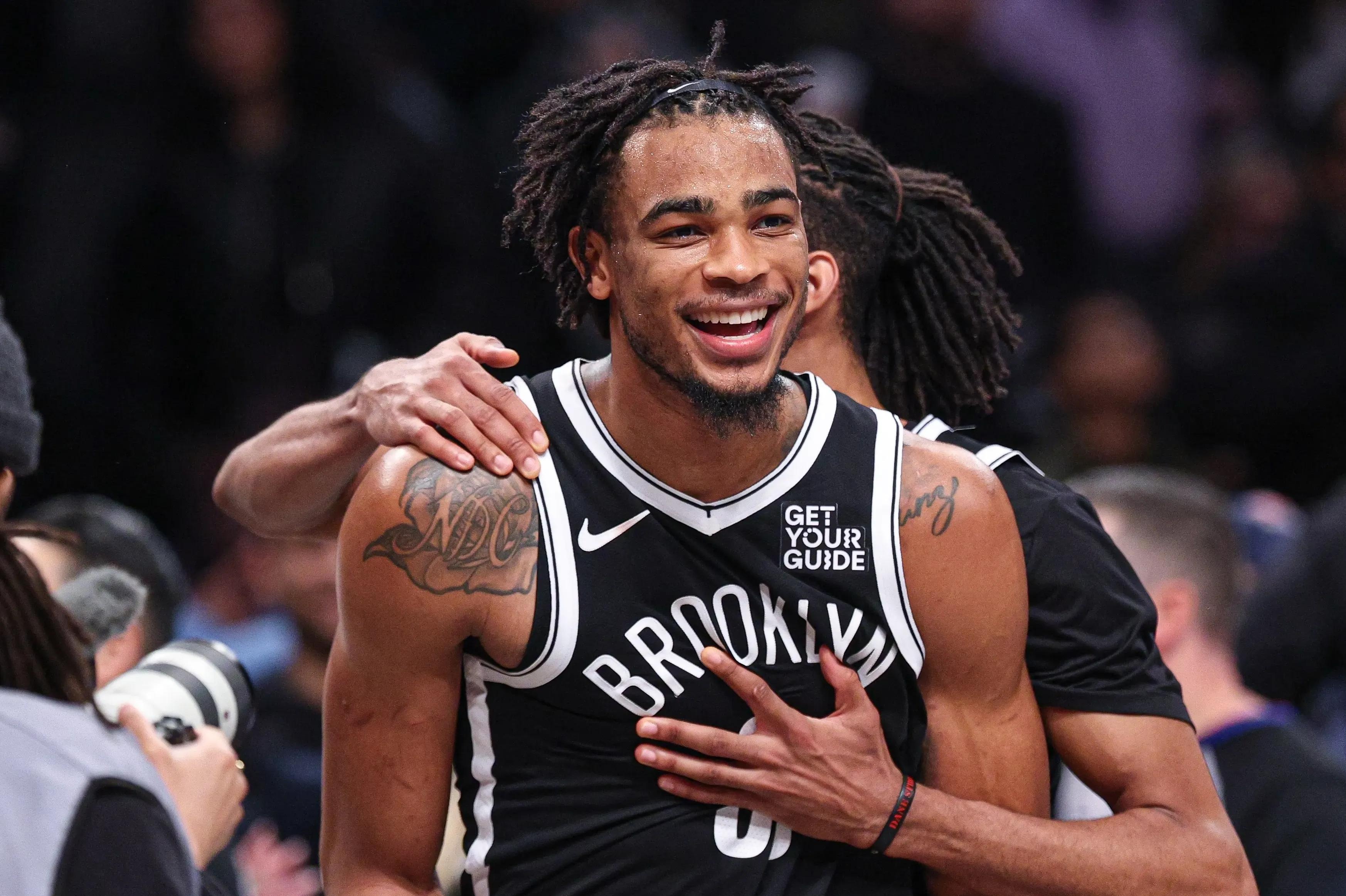 篮网B队绝地反击湖人，瓦兰丘纳斯绝境逆转