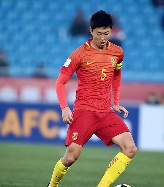 关于墨西哥绝杀哥伦比亚,德布劳内三分雨点燃全场的信息 关于墨西哥绝杀哥伦比亚,德布劳内三分雨点燃全场的信息