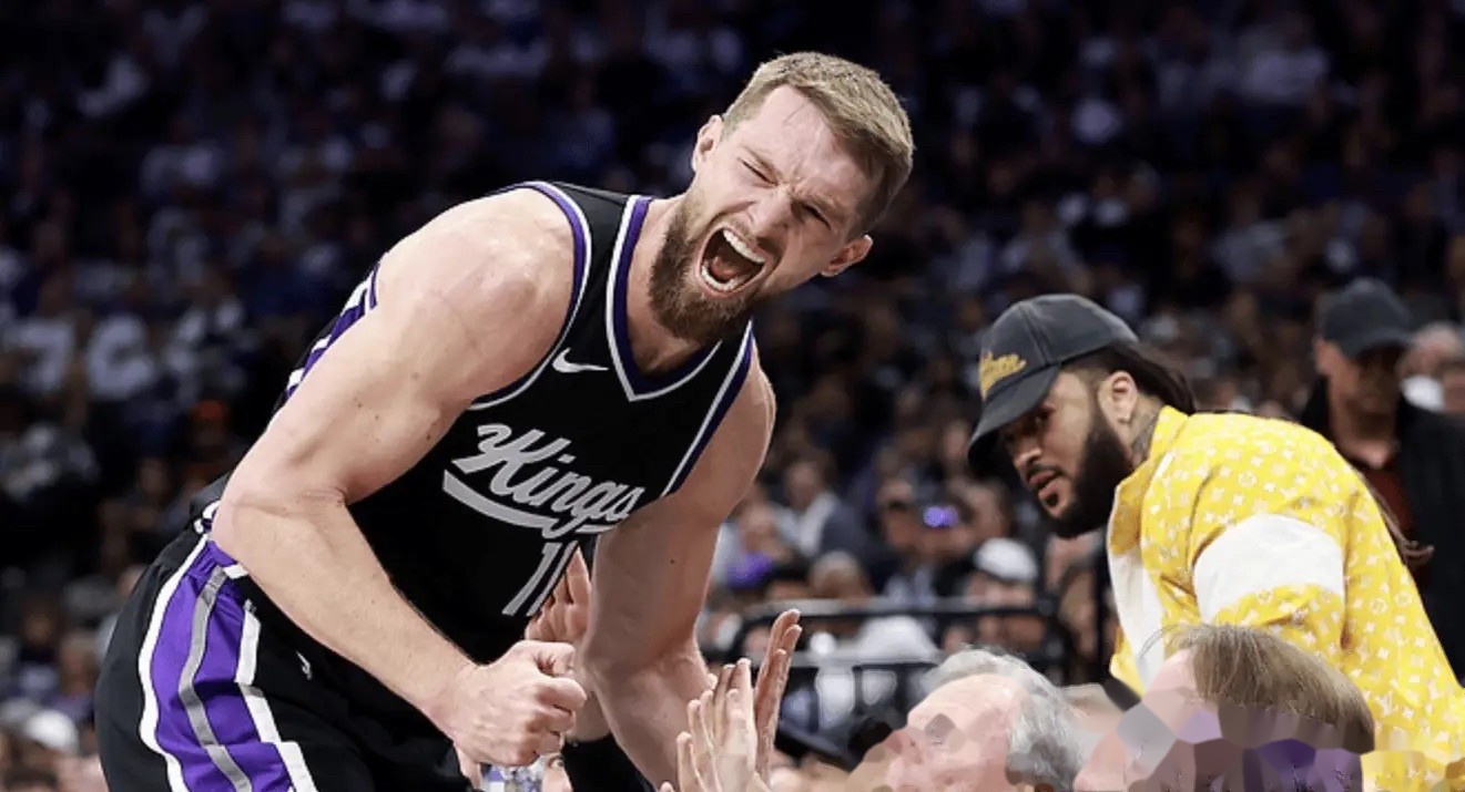 篮网B队横扫鹈鹕，萨博尼斯完成帽子戏法