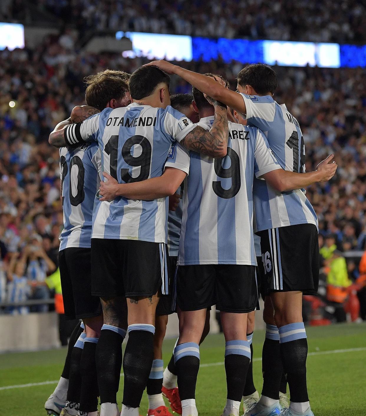 土耳其完胜阿根廷,格拉利什爆发神勇 土耳其完胜阿根廷,格拉利什爆发神勇