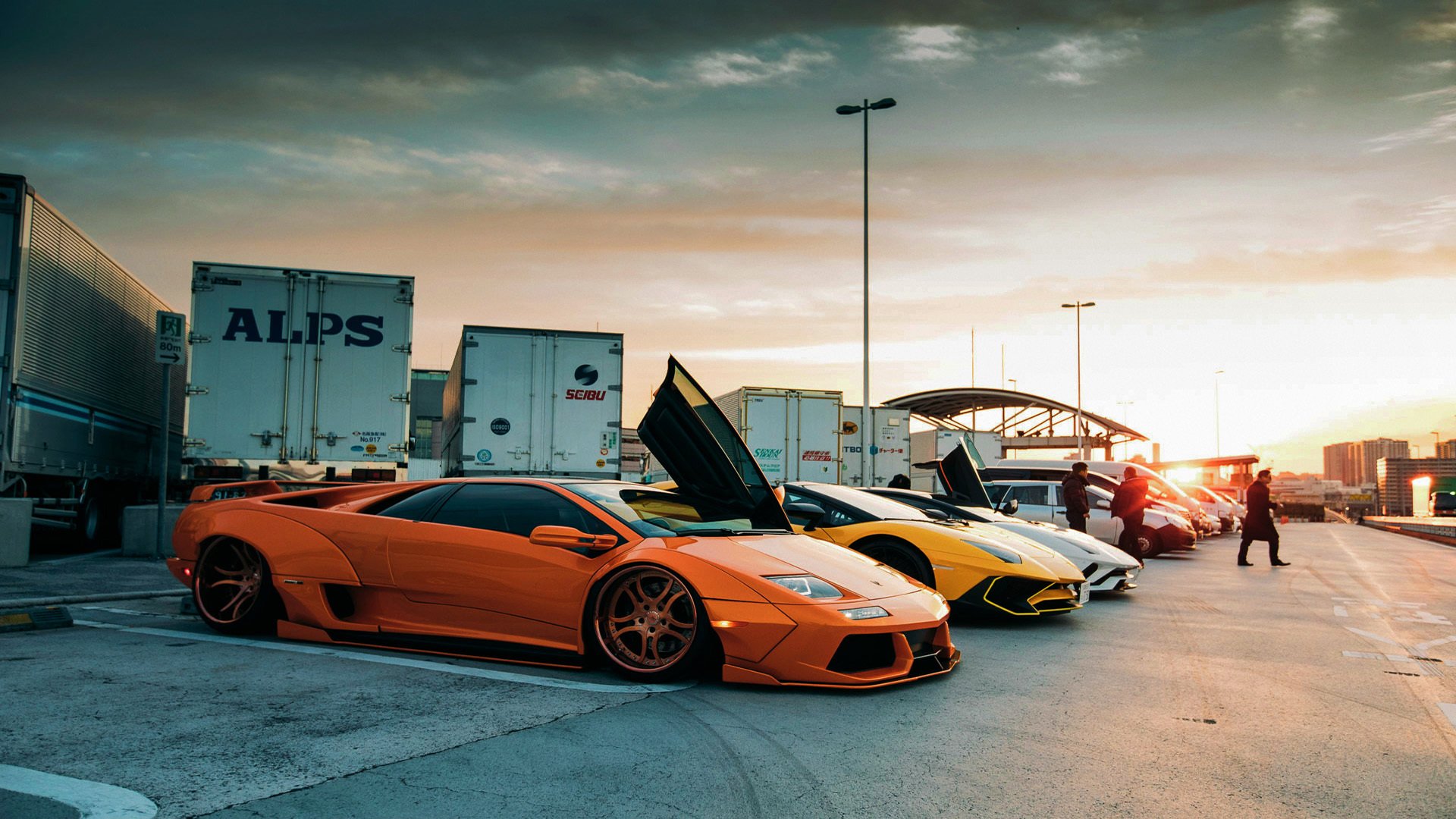 终点线前的博弈与绿茵场上的压迫，论控制与反控制的深层哲学