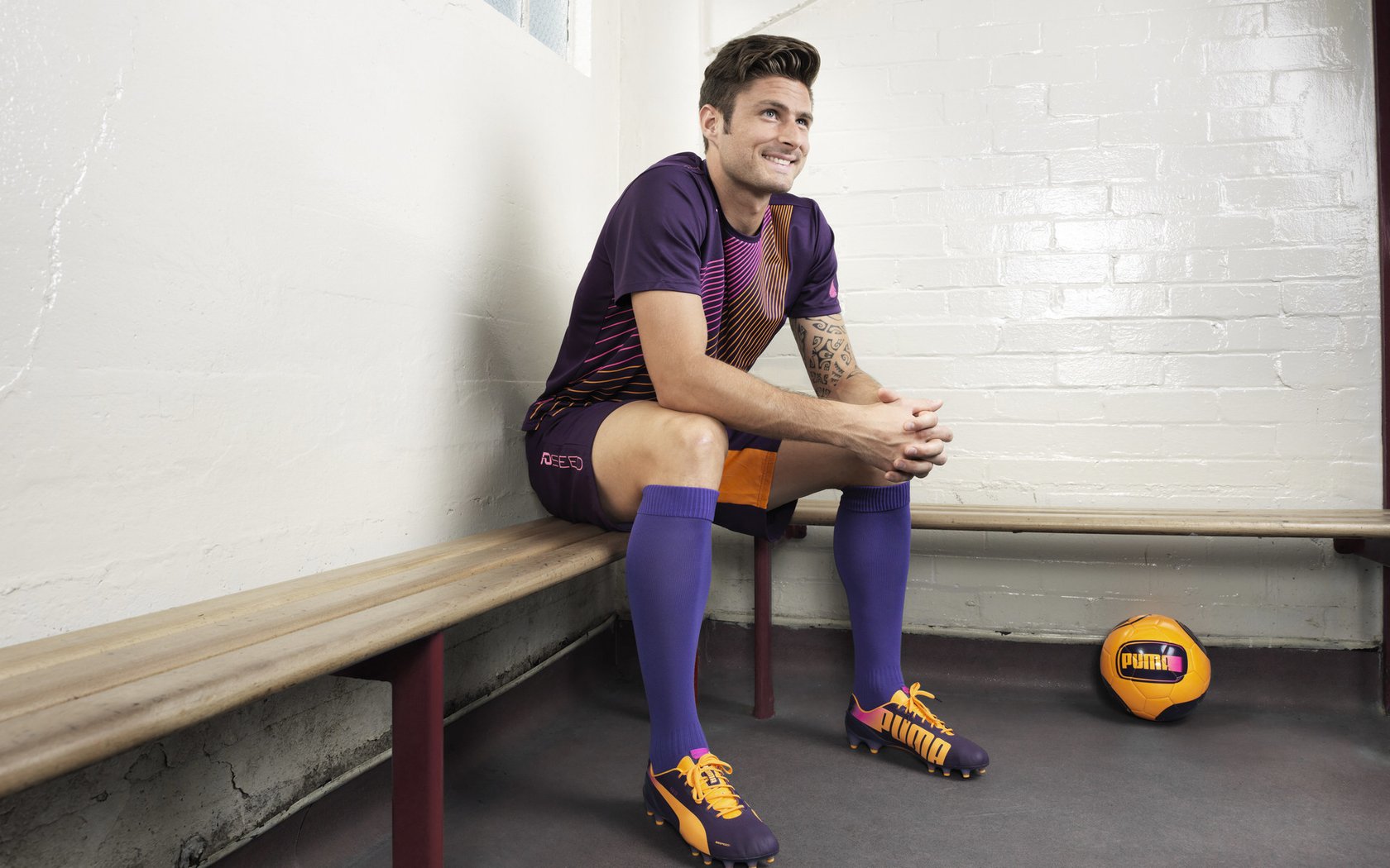 闪电三连击与窒息方阵,阿克如何用270秒为雷恩刻下唯一性