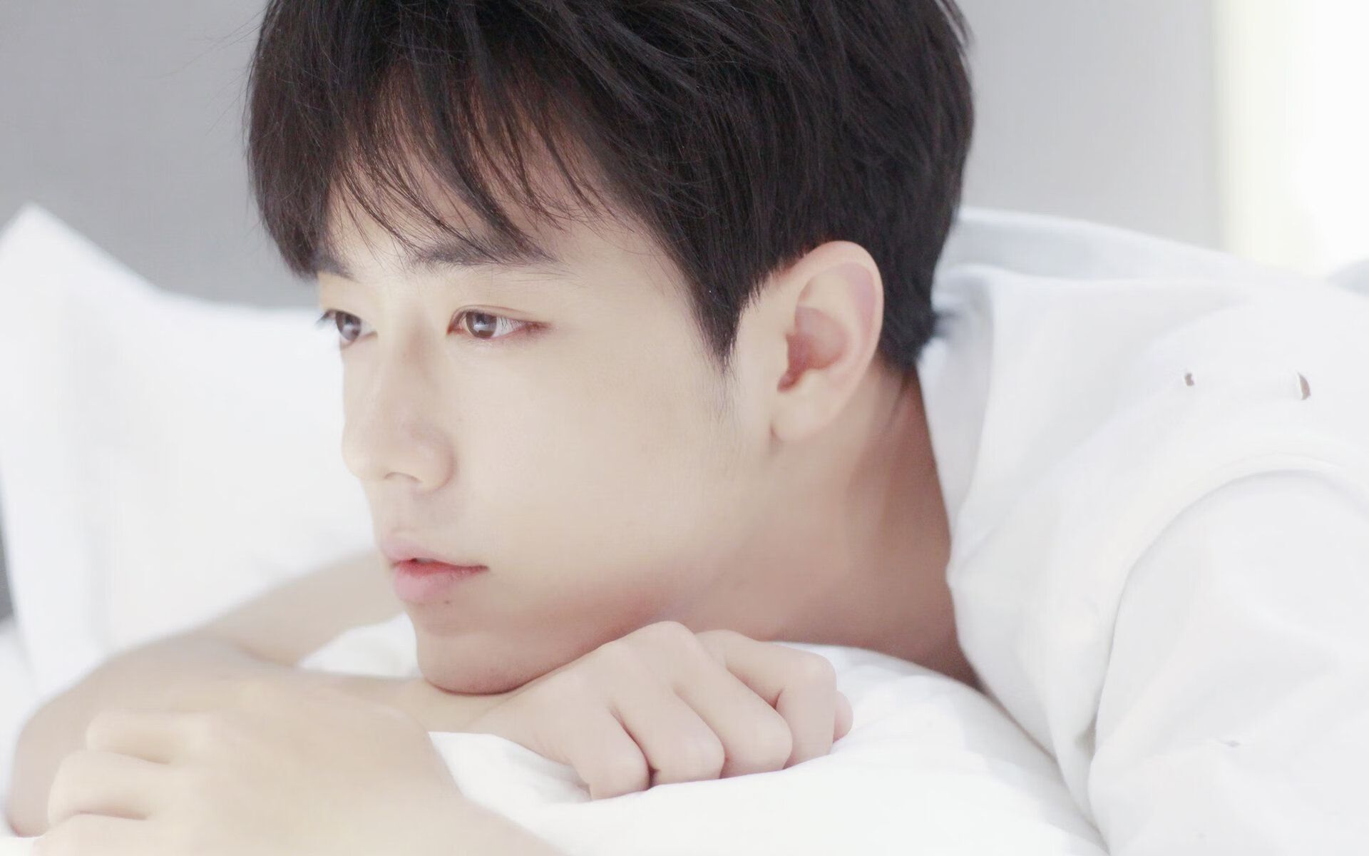 雪白战袍上的墨色流光，久保建英如何用一粒进球改写皇马与亚洲足球的叙事