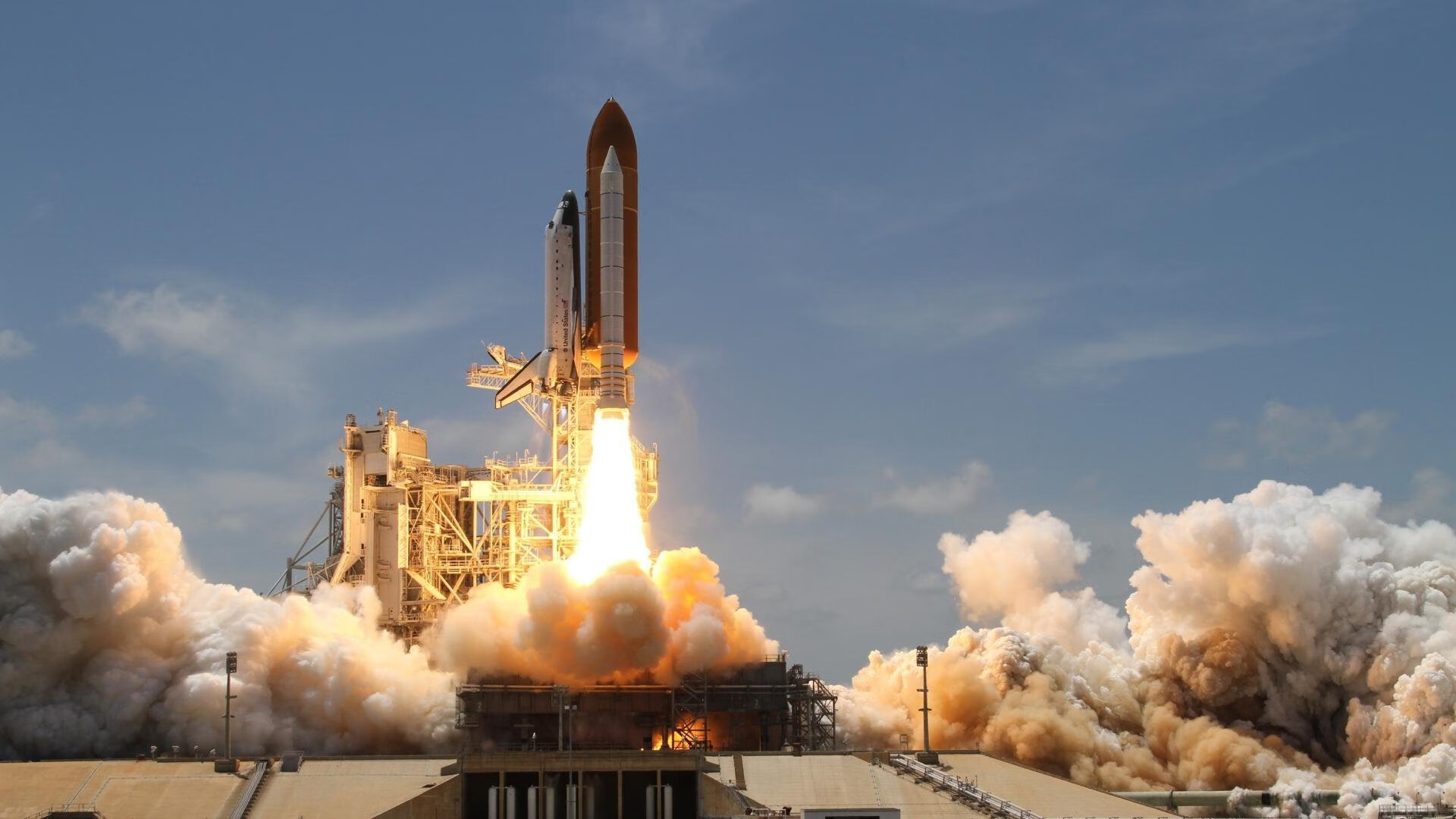 双城记,当足球跨越战场,维尼修斯们如何重写比分?