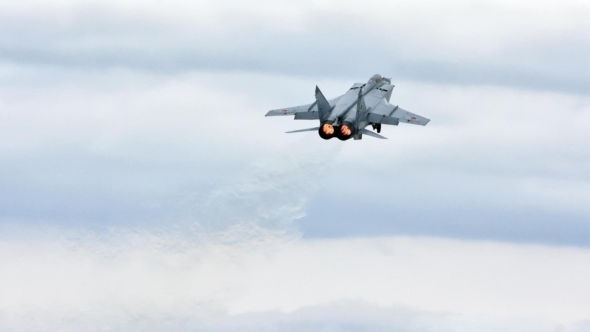 开云平台-马克西爆发力挽狂澜，凯尔特人跨洋险胜上海队