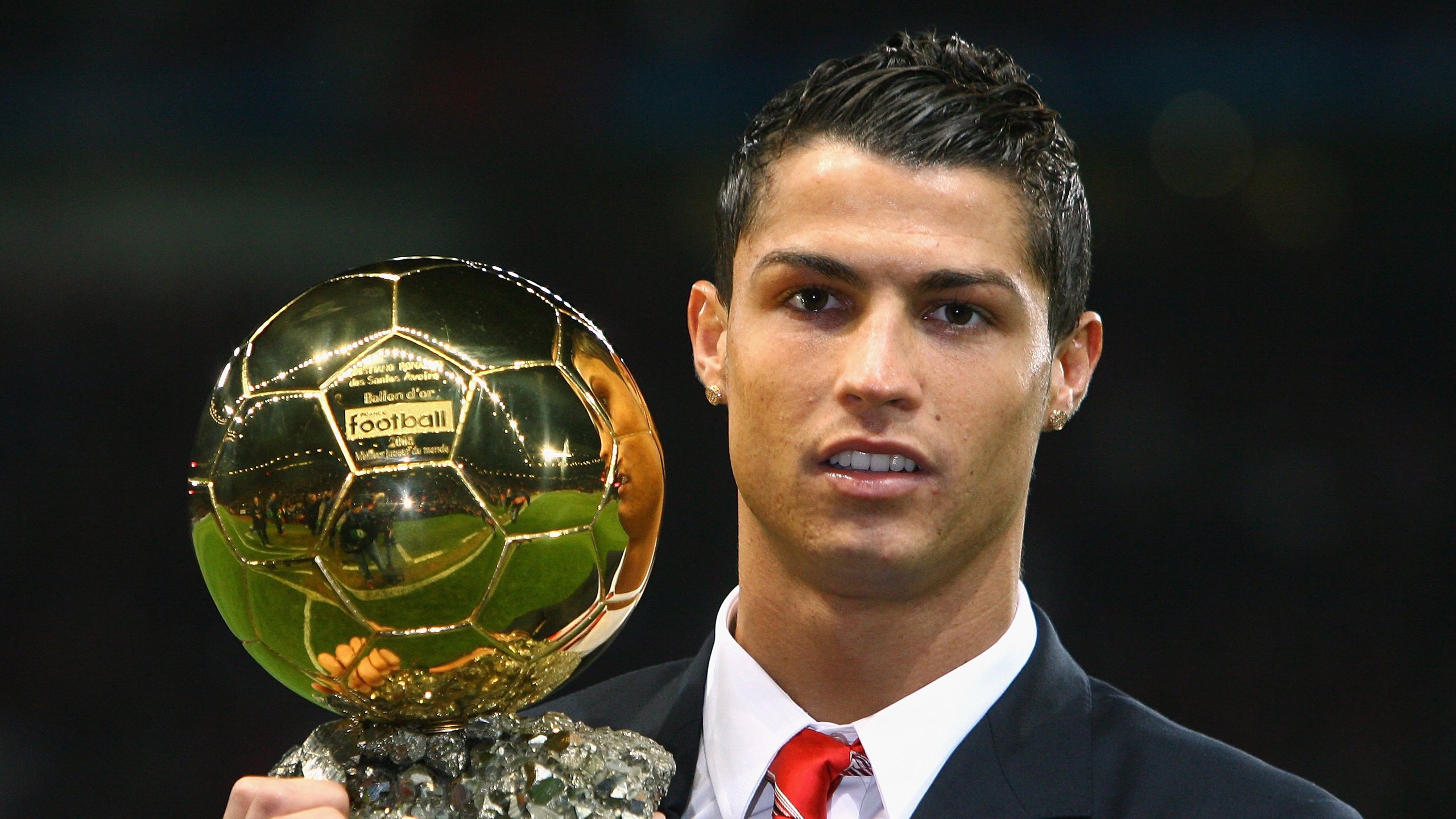 戈贝尔竖起的叹息之墙，当魔术般的防守让深圳窒息